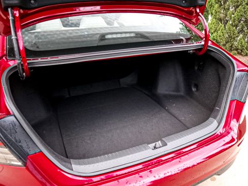 Certified 2025 Honda Accord LX image 30