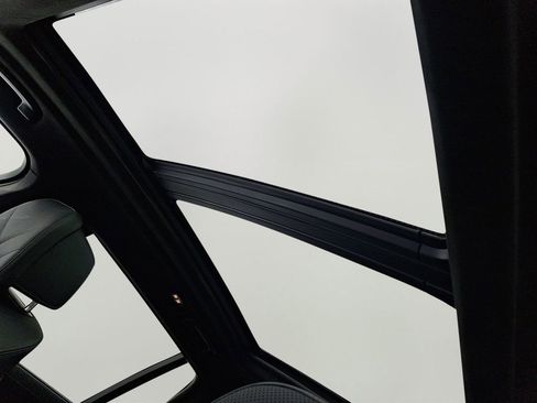 Certified 2026 BMW X7 xDrive40i w/ Executive Package image 16