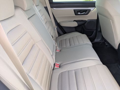 Used 2019 Honda CR-V LX image 14
