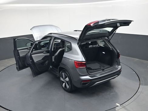 Used 2024 Volkswagen Taos S image 37