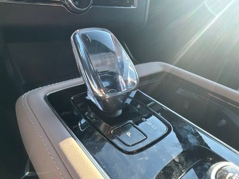 Used 2026 Volvo XC90 B6 Plus w/ Protection Package Premier AWD/4WD image 9