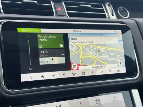 Used 2020 Land Rover Range Rover HSE image 18