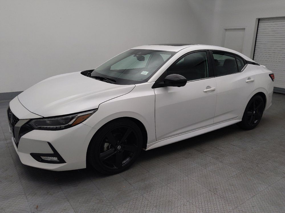 Used 2021 Nissan Sentra SR w/ SR Premium Package FWD image 2