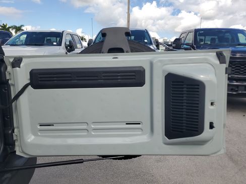 Used 2021 Ford Bronco Outer Banks image 16