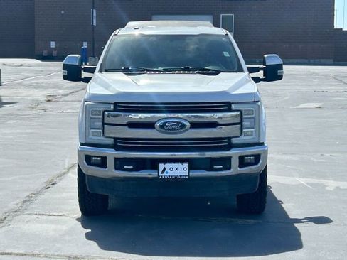 Used 2017 Ford F350 Lariat w/ Chrome Package image 8