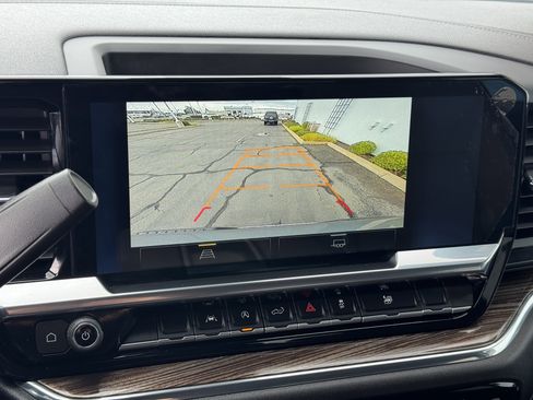 Used 2023 Chevrolet Silverado 1500 LT image 28