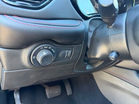 Used 2024 Dodge Durango GT image 18