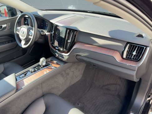 Certified 2024 Volvo XC60 B5 Plus w/ Protection Package Premier image 31