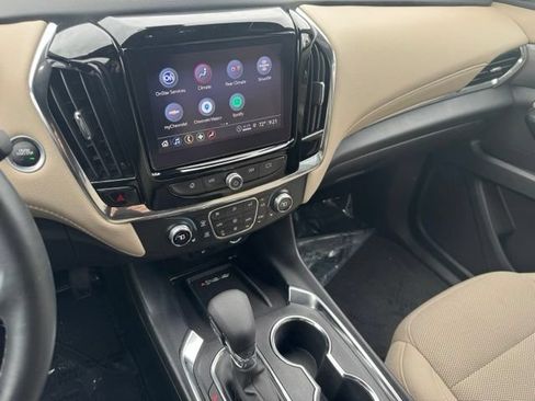 Certified 2023 Chevrolet Traverse LT AWD/4WD image 17