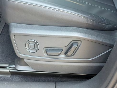Certified 2025 Audi Q5 Premium AWD/4WD image 13
