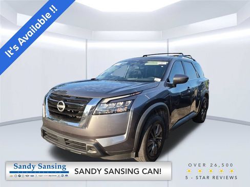 Used 2024 Nissan Pathfinder SV FWD image 1