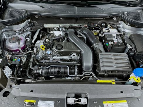 New 2025 Volkswagen Taos S image 27