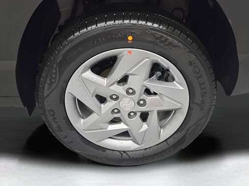 New 2026 Hyundai Kona SE image 29