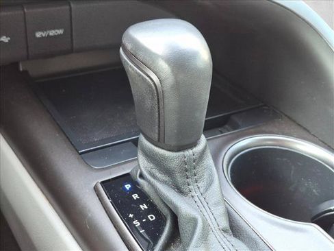 Used 2021 Toyota Camry SE FWD image 8