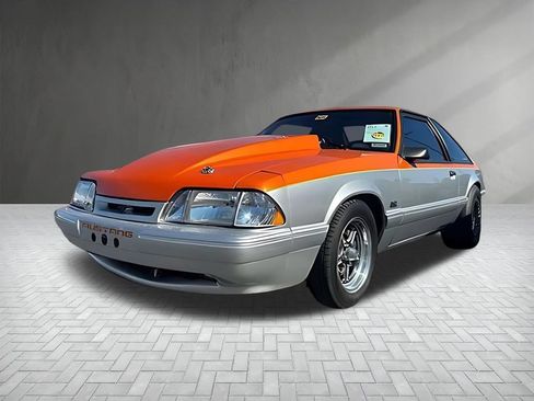 Used 1993 Ford Mustang LX RWD image 3