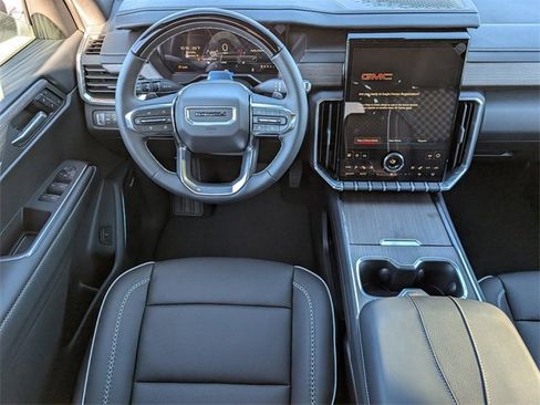 New 2026 GMC Acadia Denali w/ Super Cruise Package image 9