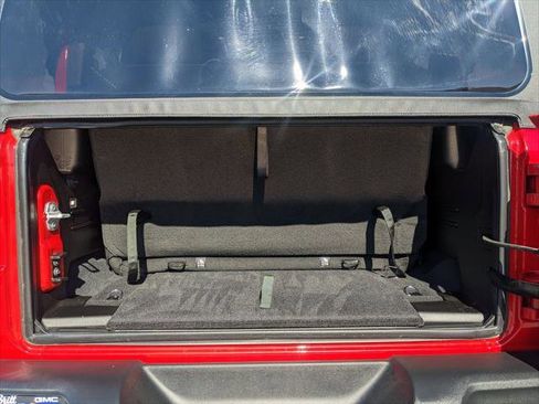 Certified 2025 Jeep Wrangler Sport image 34