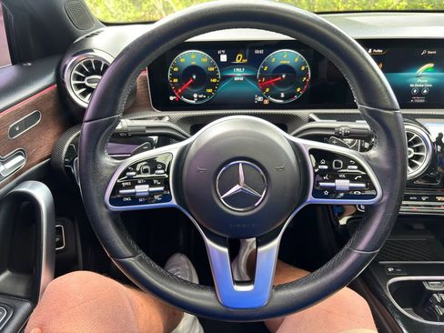 Used 2019 Mercedes-Benz A 220 4MATIC image 27