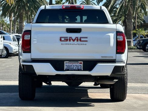 Used 2023 GMC Canyon Elevation w/ Convenience Package AWD/4WD image 5