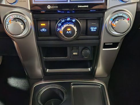 Used 2022 Toyota 4Runner SR5 image 37