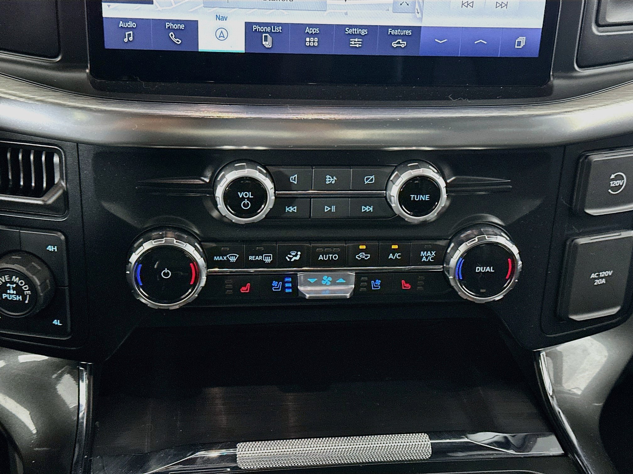 Used 2023 Ford F150 Lariat w/ Equipment Group 502A High AWD/4WD image 24