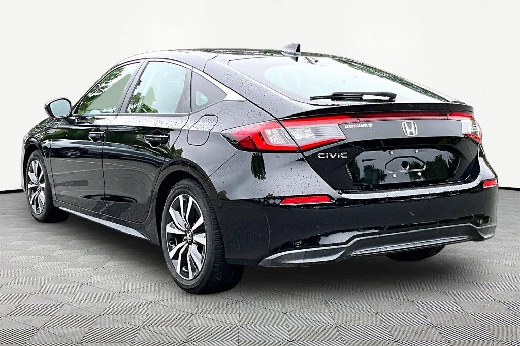 Used 2024 Honda Civic EX-L image 4