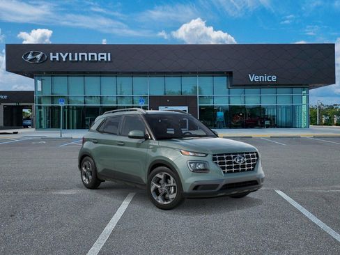 New 2026 Hyundai Venue SEL FWD image 2