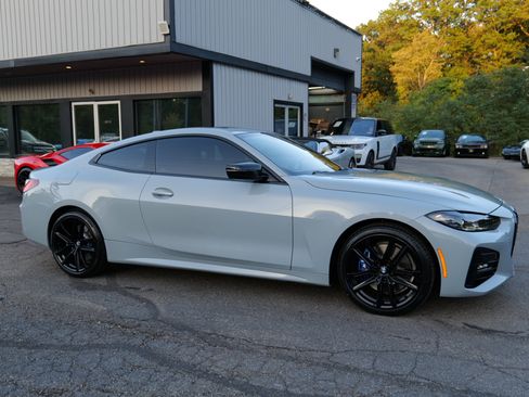 Used 2023 BMW 430i xDrive Coupe w/ M Sport Package image 3