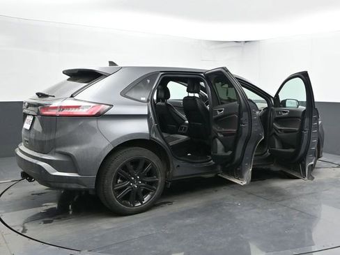 Used 2024 Ford Edge ST-Line w/ Class II Trailer Tow Package AWD/4WD image 37