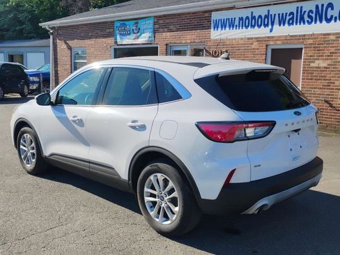 Used 2020 Ford Escape SE FWD image 7