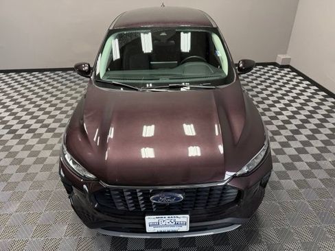Used 2023 Ford Escape Active w/ Tech Pack #2 AWD/4WD image 5