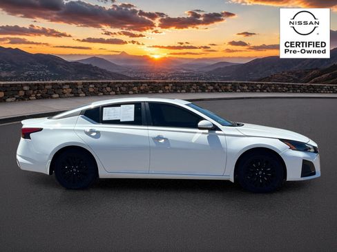 Certified 2025 Nissan Altima 2.5 SV w/ SV Special Edition Package FWD image 6