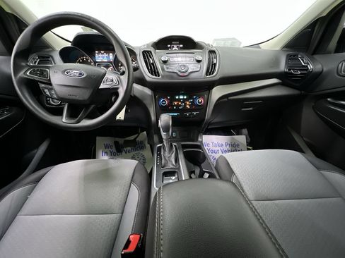 Used 2018 Ford Escape SE FWD image 18