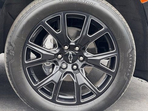 Used 2024 Chevrolet Suburban RST w/ Sport Performance Package image 12