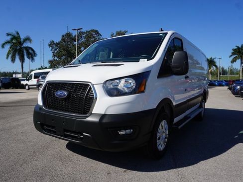 Used 2024 Ford Transit 250 Low Roof w/ Exterior Upgrade Package image 12