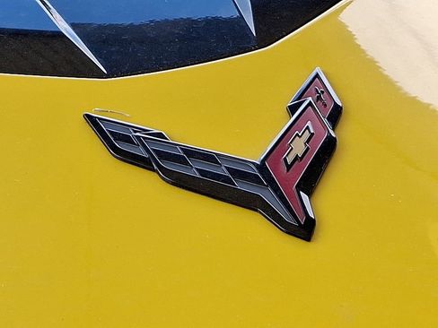 Used 2025 Chevrolet Corvette Z06 RWD image 31