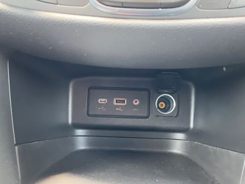 Certified 2022 Chevrolet Equinox LT AWD/4WD image 37