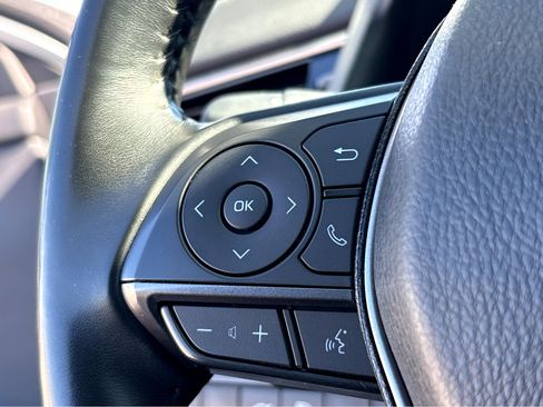 Used 2023 Toyota Camry SE w/ Convenience Package image 14