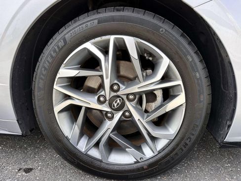 Used 2023 Hyundai Sonata SEL FWD image 6