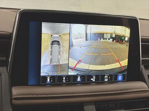 Used 2023 Chevrolet Tahoe High Country w/ Premium Package 2 image 18