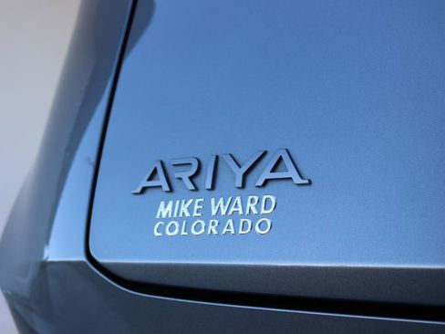 Used 2023 Nissan Ariya AWD image 28