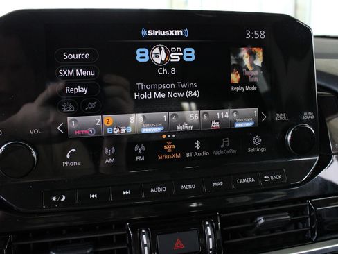Used 2024 Nissan Pathfinder SL w/ Cargo Package AWD/4WD image 31