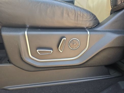 Used 2020 Ford F350 Limited AWD/4WD image 30