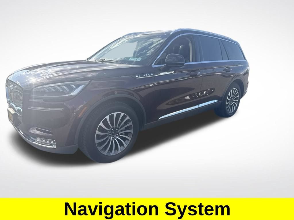 Used 2020 Lincoln Aviator Reserve w/ Equipment Group 201A AWD/4WD image 3
