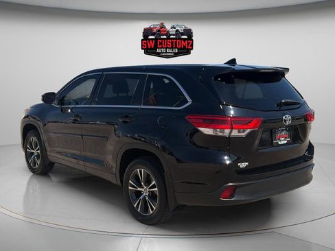Used 2019 Toyota Highlander Plus image 5
