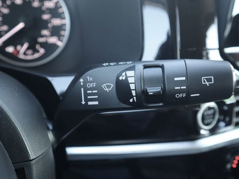 Used 2024 Nissan Pathfinder SL image 20