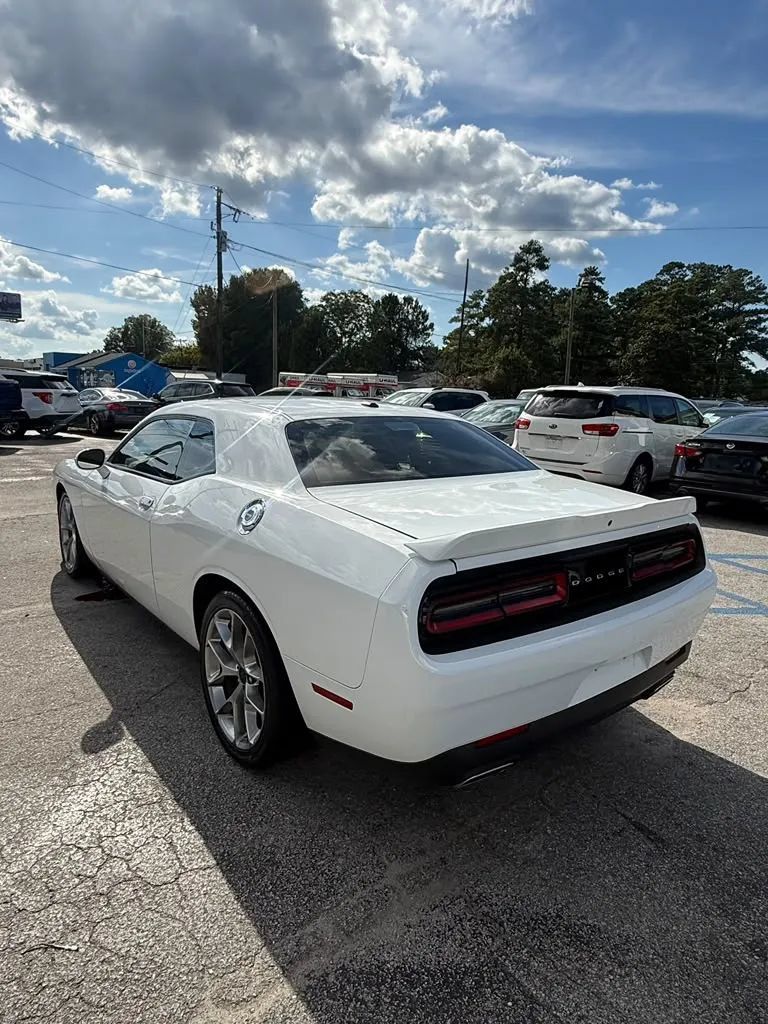Used 2022 Dodge Challenger GT RWD image 5