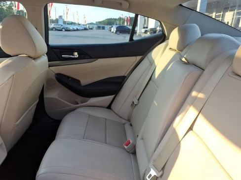 Used 2020 Nissan Maxima 3.5 SL w/ Floor Mat Group FWD image 7