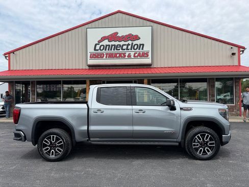 Used 2026 GMC Sierra 1500 AT4 w/ AT4 Premium Package AWD/4WD image 3