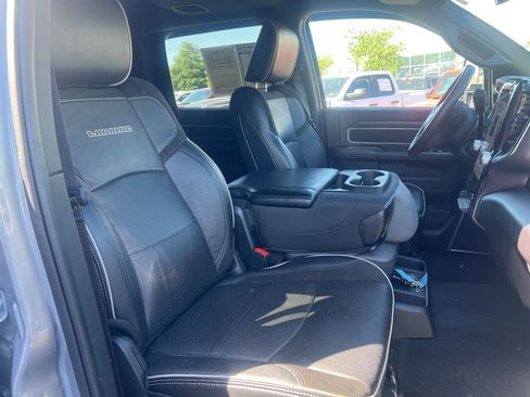 Used 2024 RAM 2500 Laramie w/ Night Edition image 25